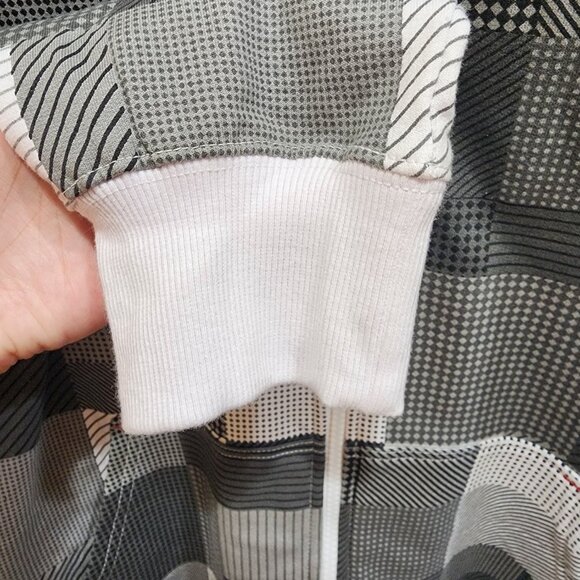 Tilt Hoodie Men's Size 16 Plaid White & Grey Pockets Full Zip Cotton Logo - Picture 5 of 9